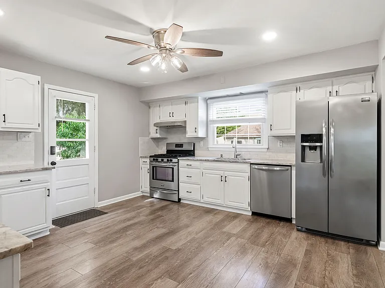 41 Orchard Ave — Photo 13