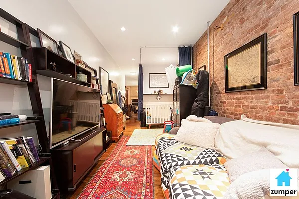 Rented by Zumper Inc | media 18