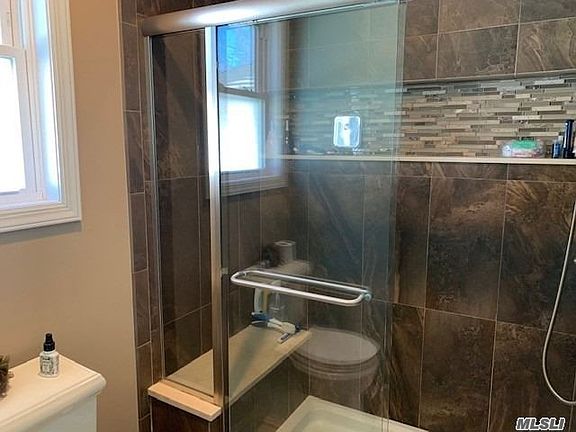 5th image of 404 Pittsburg Ave #404