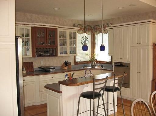 3rd image of 1826 Cricket Ln