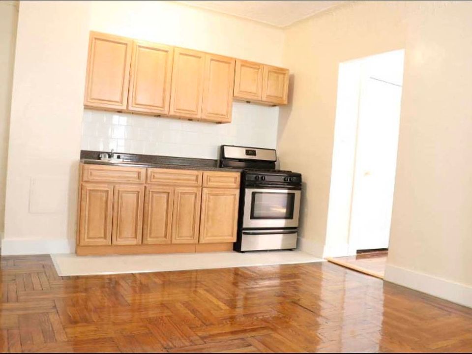 1st image of 436 New York Ave #A6