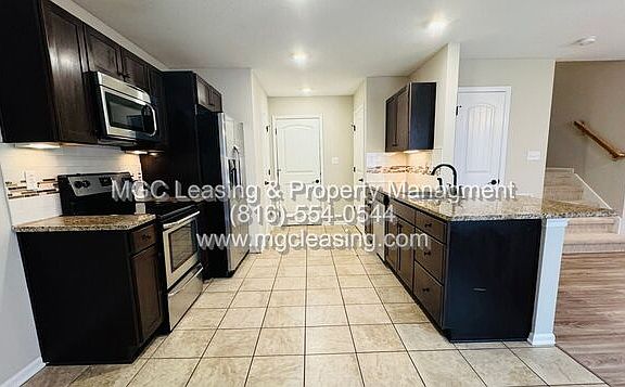 3rd image of 9440 N Baltimore Ave