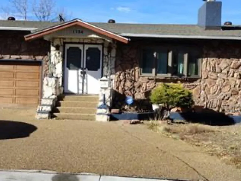 1754 Palmer Park Blvd — Photo 1