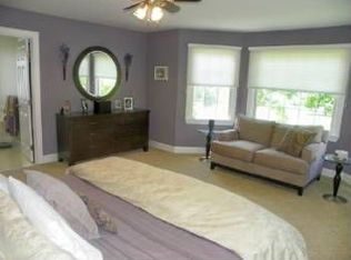 4 Smoke Hill Dr, New Fairfield, CT 06812