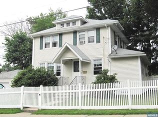 70 Queen Anne Rd, Bogota, NJ 07603