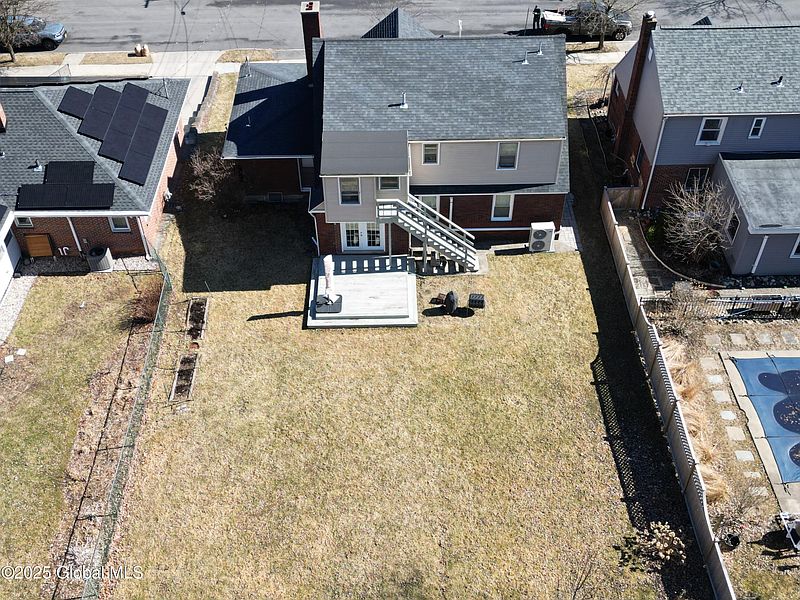 2nd image of 26 Marinello Terrace