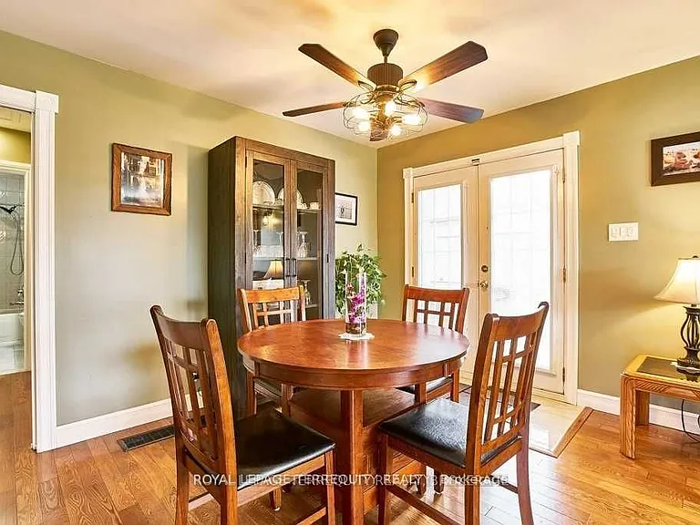 304 Palmerston Ave #MAIN — Photo 7