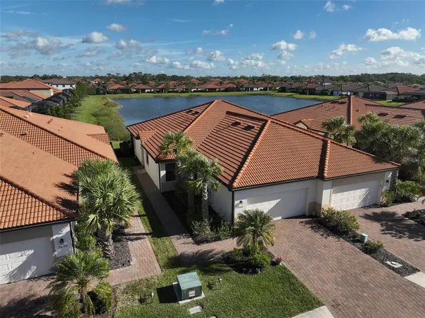 9900 Haze Dr, Venice, FL 34292