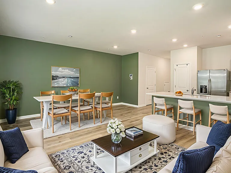 1143 Martin Rd — Photo 3