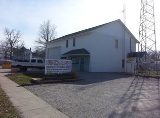 215 N 3rd St, Girard, IL 62640