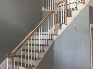 8 Rues Ln, Monroe Township, NJ 08831