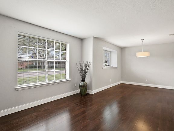 3rd image of 4336 Cinnabar Dr