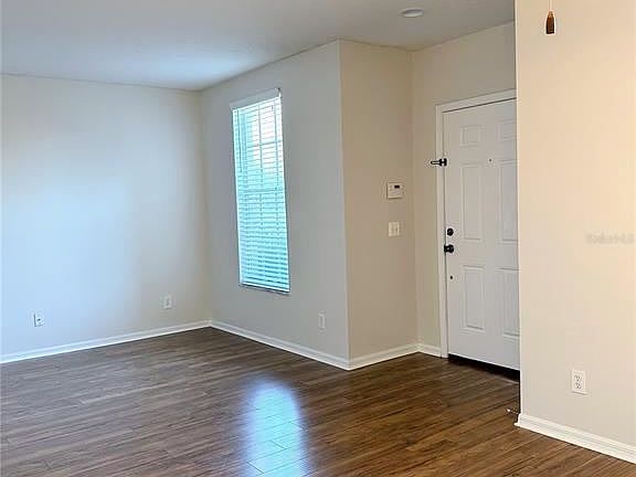 2nd image of 1139 Baronscourt Dr