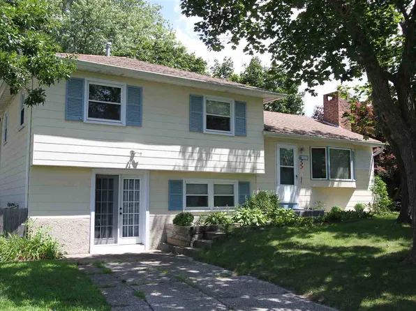 121 Roslyn Ave, Cape May, NJ 08204