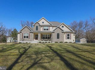 2406 Holly Neck Rd, Baltimore, MD 21221