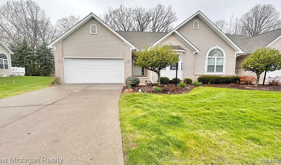 5128 Sandalwood Cir, Grand Blanc, MI 48439 Zillow