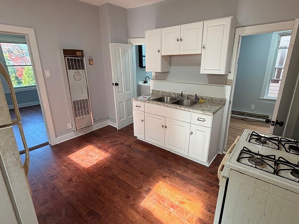 1st image of 8927 S Muskegon Ave #3A