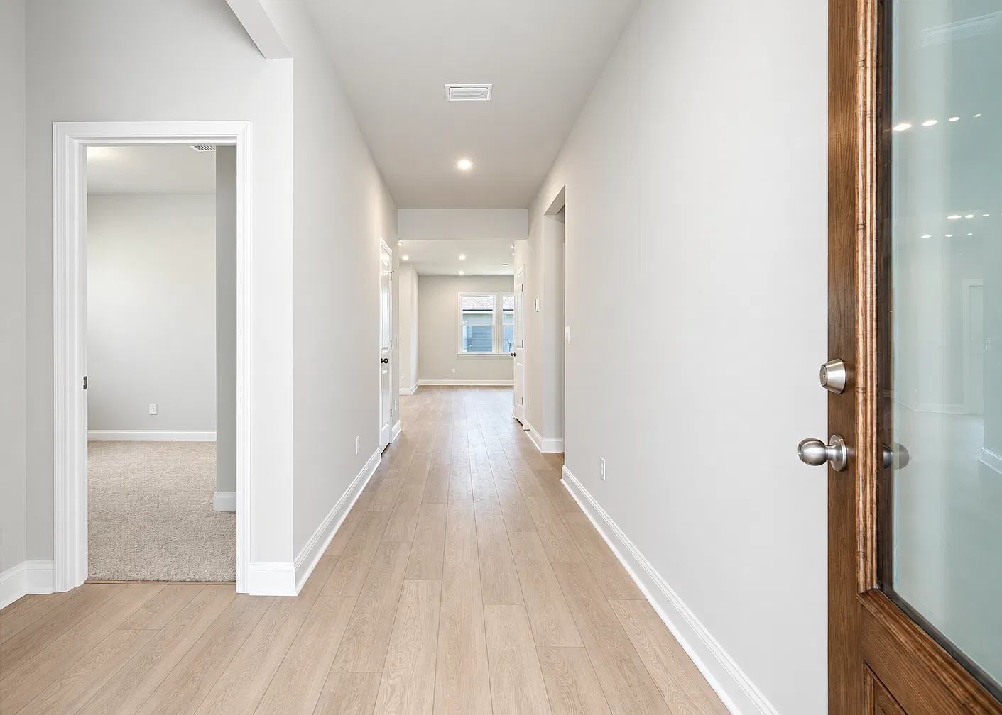 3 bed, 1510 sqft, $2,800 — Photo 2