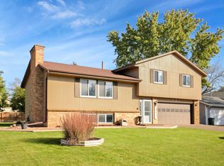 731 127th Ln NE, Blaine, MN 55434