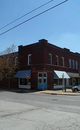 2nd image of 10 S 3rd St
