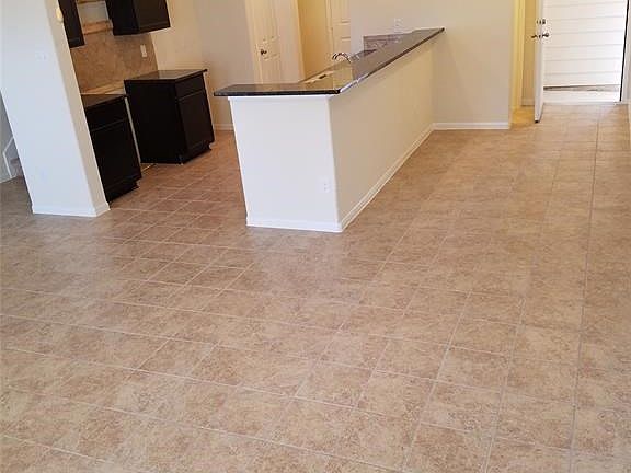 3rd image of 6023 Wesley Manor Ct