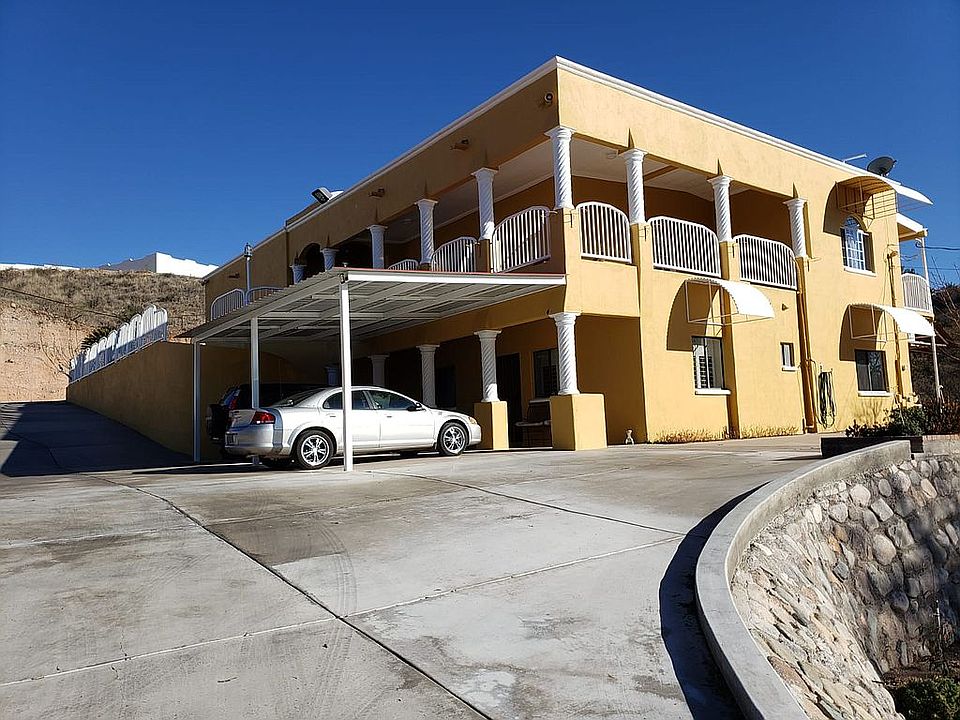 Front view of the house.