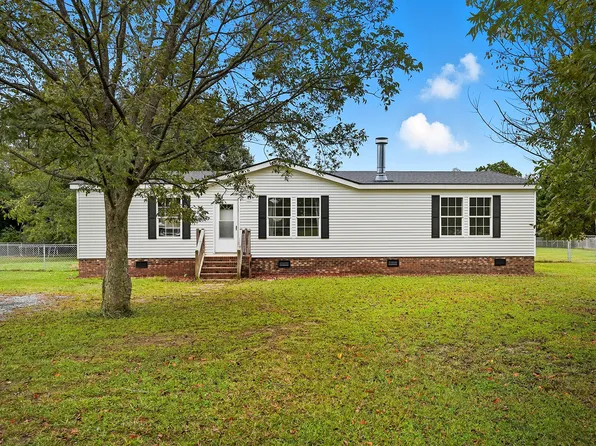 87 Holly Branch Ln, Kenly, NC 27542