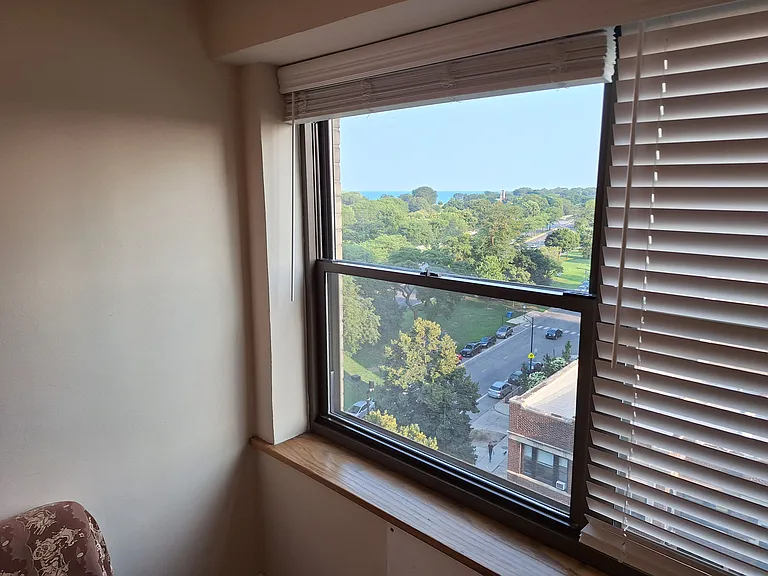 4200 N Marine Dr #901 — Photo 16