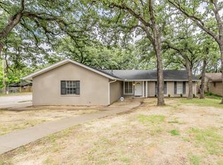 1412 Oxford St, Arlington, TX 76013