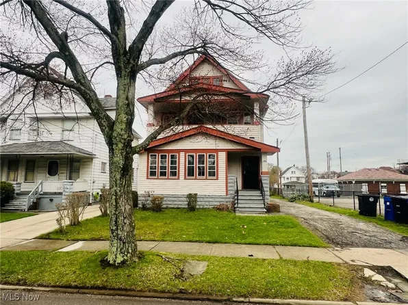 3294 E 105th St, Cleveland, OH 44104