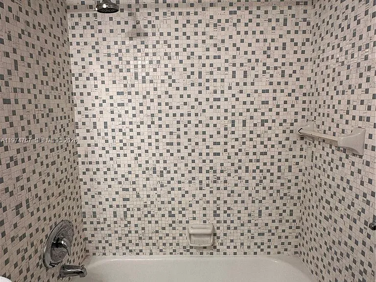 7545 E Treasure Dr #9I — Photo 10