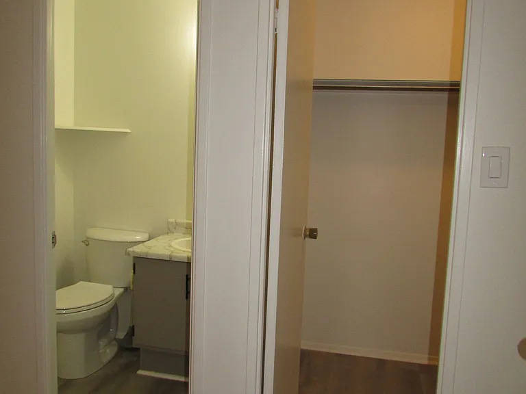 2001 Bonnymede Dr #213 — Photo 17