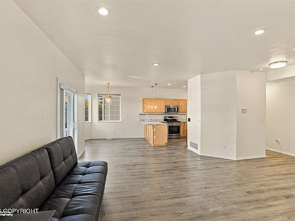 4th image of 12355 Gregg Ln