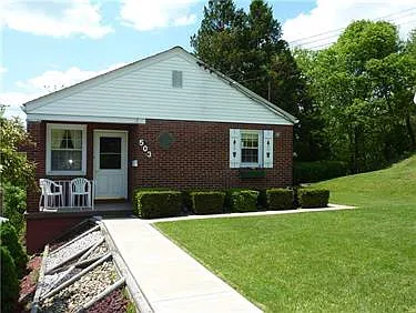503 Stephen St photo 1