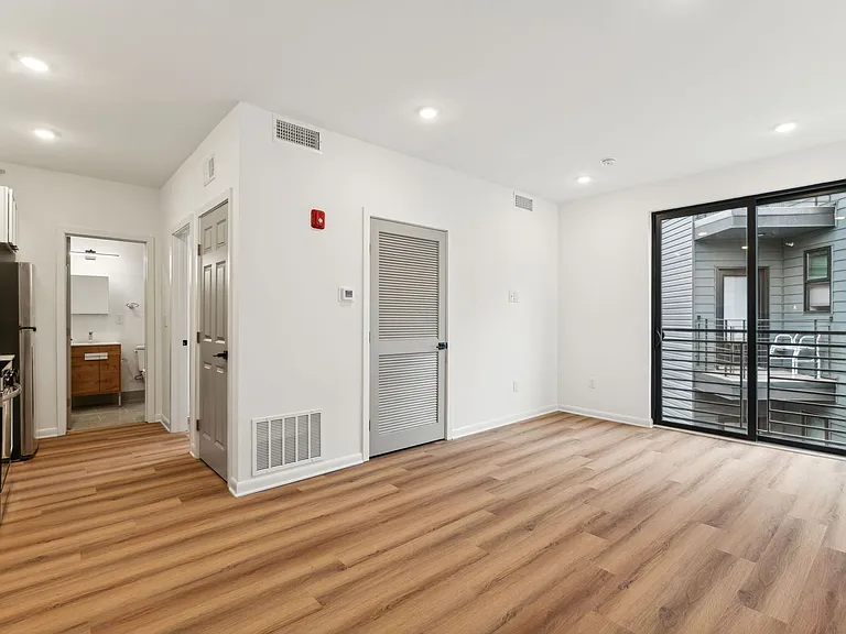 Brand New Fishtown Apartments — Photo 22