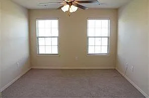 935 Kensington Dr — Photo 5