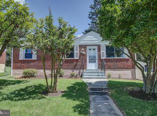 4613 Olden Rd, Rockville, MD 20852