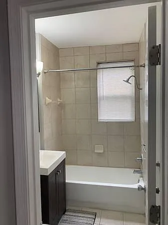 4255 Edson Pl NE — Photo 5