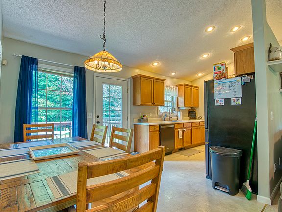5th image of 120 Meadowbrook Dr #0