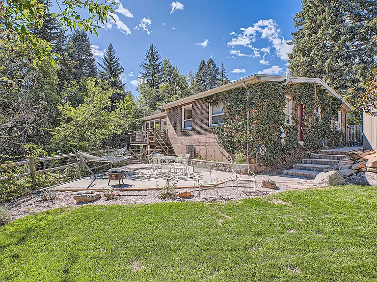 860 Willowbrook Rd — Photo 27