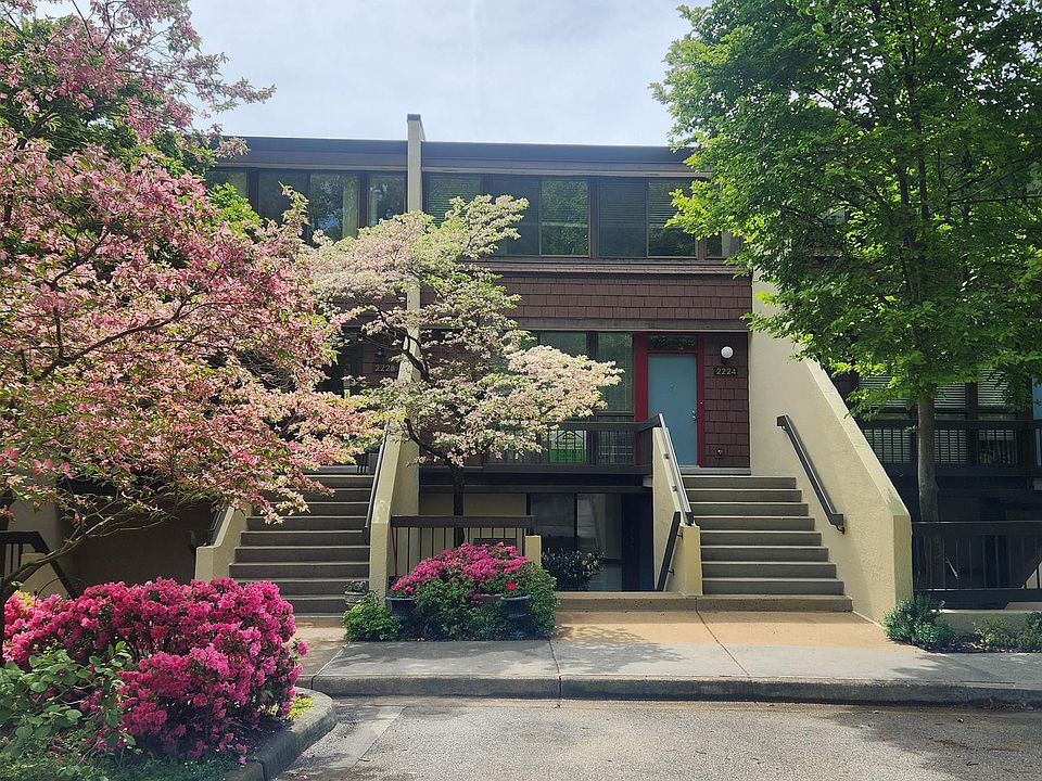 1st image of 2224 S Quincy St #2