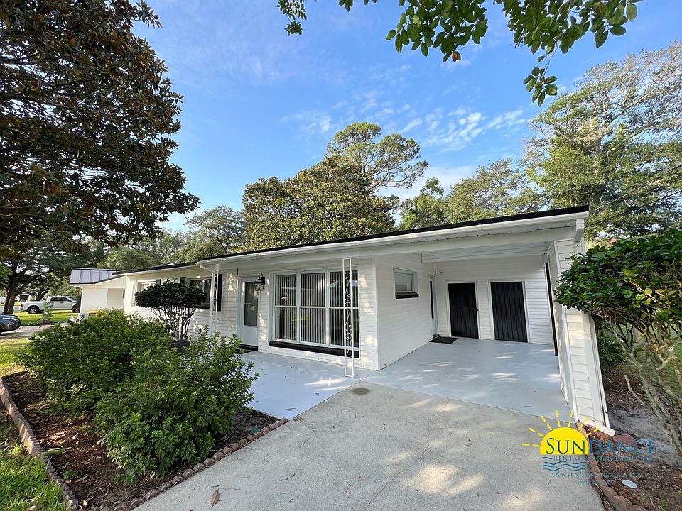 1st image of 318 Smith Dr