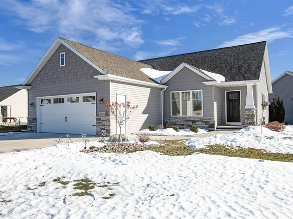 5010 W Woods Creek Ln, Appleton, WI 54913