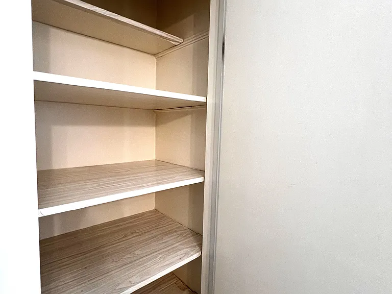 2060 W Chase Ave #1A — Photo 14