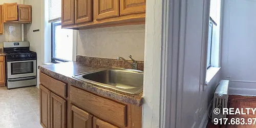 Rented by Alexiou Realty