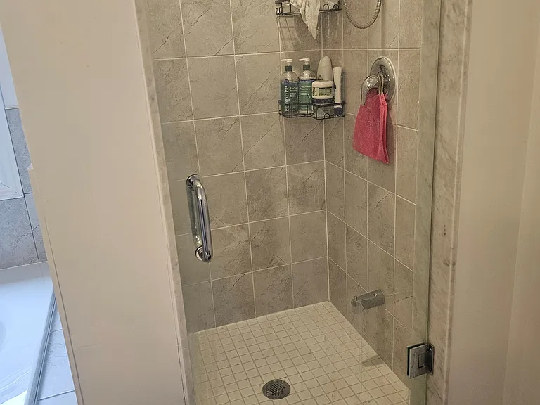 14 Doc Lougheed Ave — Photo 8