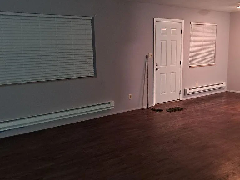 602 S 6th Ave #1 — Photo 10