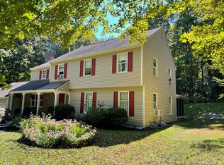 82 Brookridge Ln, Guilford, CT 06437