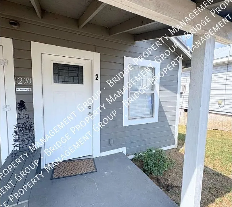 1290 Blythe Ave SE #2