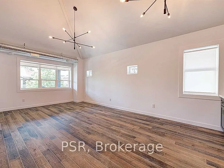 89 Hammersmith Ave #UPPER — Photo 5
